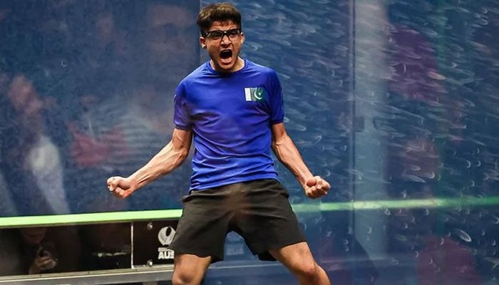 World Junior Squash Champion Hamza Khan celebrates his victory during the WSF World Junior Squash Championships Mens Final on July 23, 2023. — X@paksquash