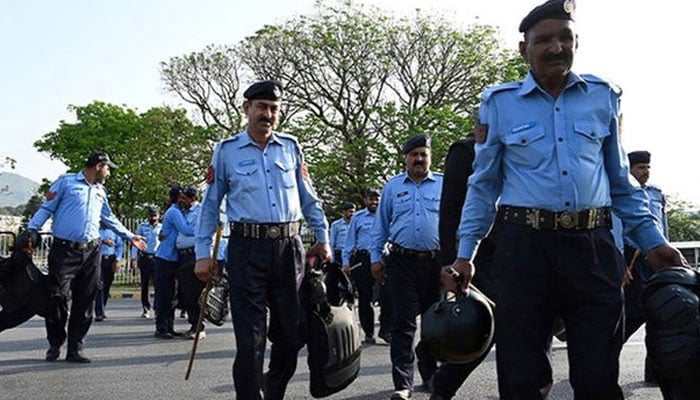 The Islamabad police personnel. — The News/File