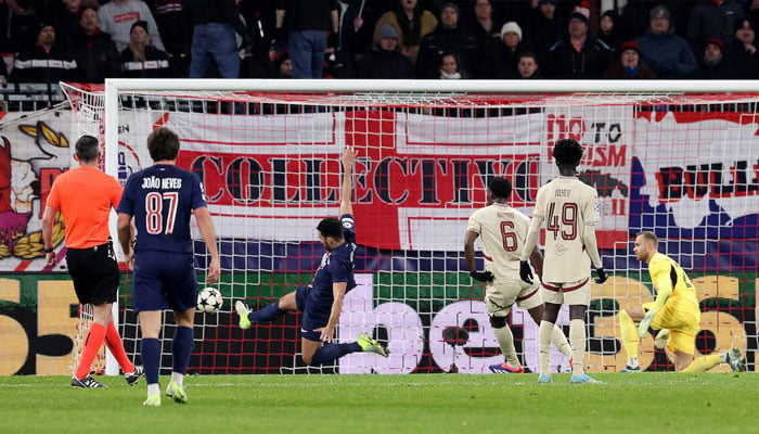 Paris St Germains Goncalo Ramos scores their first goal. — Reuters/File