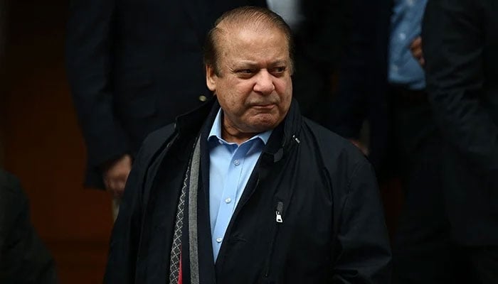 Former prime minister Nawaz Sharif, brother of Pakistans current Prime Minister Shehbaz Sharif, leaves property in west London on May 11, 2022. — AFP