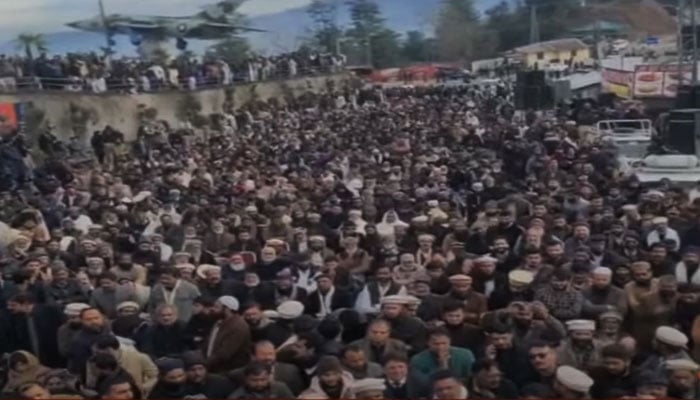 Traders and local residents stage protest demonstration in Murree on December 14, 2024. — screengrab via YouTube@Geo News