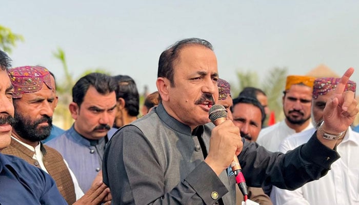 Pakistan Peoples Party-Parliamentarians (PPP-P) MPA Mumtaz Chahang addresses a public gathering on November 30, 2024. — Facebook@mumtazalikhanchang