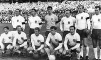 Former England winger Eastham dies aged 88