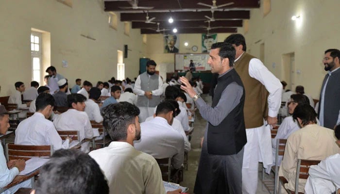 KP Minister for Elementary and Secondary Education Faisal Khan Tarakai visits the examination hall of Govt Higher Secondary School City No.1 Peshawar on April 18, 2024. — X@FKTarakai