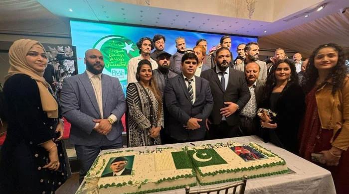 UK PMLN celebrates Nawaz’s birthday with power show