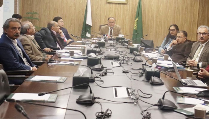 Planning Minister Ahsan Iqbal chairs a committee meeting on civil service reforms on Dec 26, 2024. — Facebook@PlanComPakistan