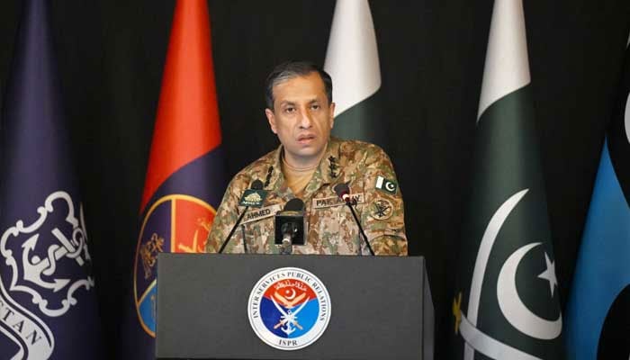 Inter-Services Public Relations (ISPR) Director General Lieutenant General Ahmed Sharif Chaudhry briefing media at the General Headquarters, Rawalpindi, December 27, 2024. — ISPR