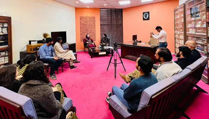 The session is in progress on Maulana Jalaluddin Rumis visionary work, Masnavi Lahore Arts Council, Alhamra, in collaboration with Kitab Club on Dec 27, 2024. — Facebook@AlhamraLAC