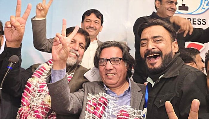 Fazil Jamili of Geo Digital celebrating after being elected the President of the Karachi Press Club on December 28, 2024.— Facebook@fazil.jamili