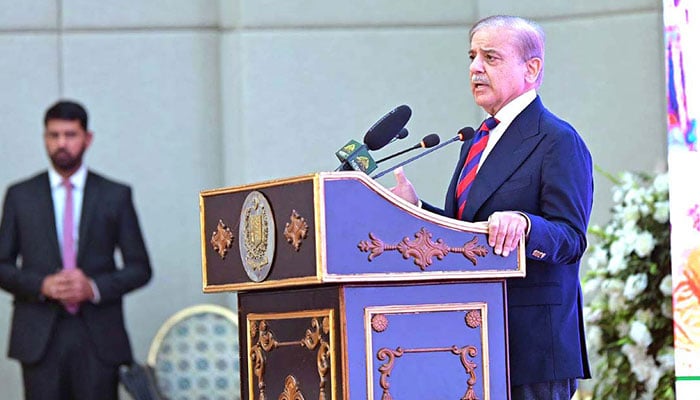 Prime Minister Muhammad Shehbaz Sharif addresses the inauguration ceremony of National Economic Transformation Plan 2024-2029, titled Uraan Pakistan on December 31, 2024. —APP