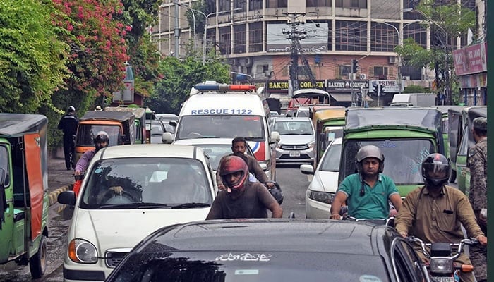 A representational image showing a traffic jam in Lahore. — Online/File