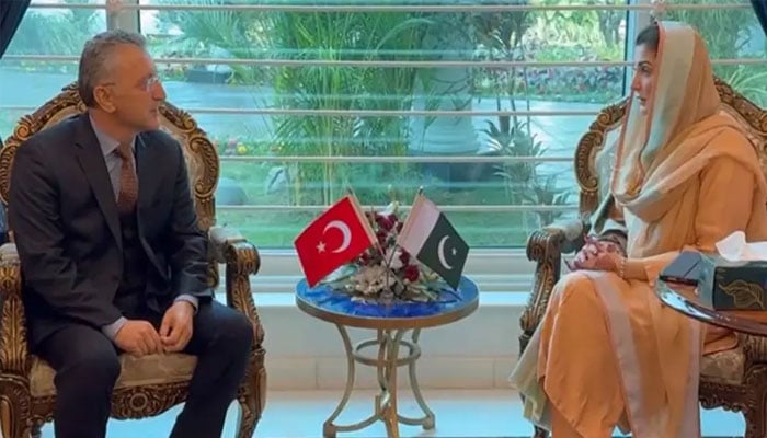 Chief Minister Punjab Maryam Nawaz (right) met with Turkish Consul General Durmesh Bastag on December 31, 2024. — Facebook@TheMaryamNSharif