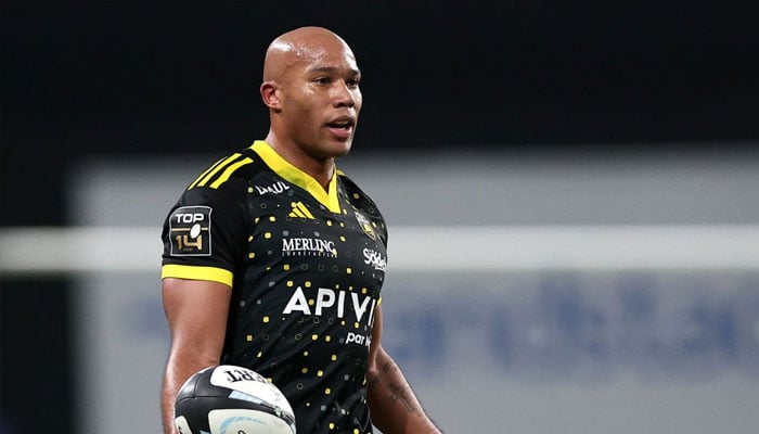 La Rochelles French wing Teddy Thomas reacts during the French Top 14 rugby union match between Racing 92 and La Rochelle at the Paris La Defense Arena in Nanterre, north-west of Paris on November 26, 2023.— AFP