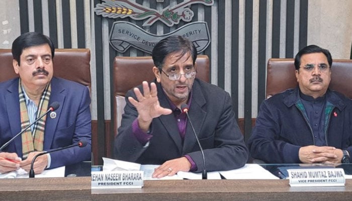 Rehan Naseem Bharara, President Faisalabad Chamber of Commerce and Industry (FCCI) addressing special meeting of executive committee. — Facebook@fcci.com.pkOfficial/File