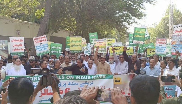 An image from the protest of the Joint Action Committee of Sindh growers at the Hyderabad Press Club on November 23. 2024.— Facebook@MuhammadAnwaar