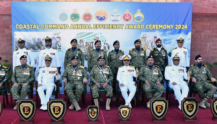 A group photo from Pakistan Navy Coastal Command Annual Efficiency Competition Parade for the year 2024 held at PNS QASIM on January 6, 2025.— Facebook@PakistanNavy