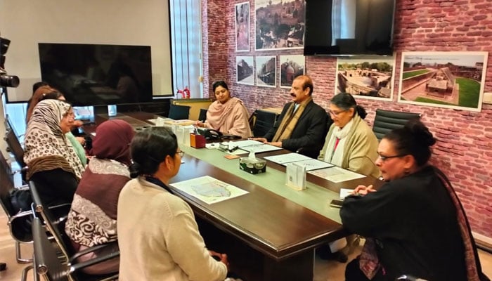 An image from the  Memorandum of Understanding (MOU) between the Walled City of Lahore Authority  and Lahore College for Women University.— Facebook@WCLAuthority/File