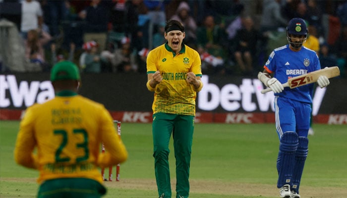 SA fast bowler Coetzee fit for Champions Trophy warmup