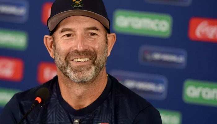 SA coach Walter calls loss to Kiwis a 10-over mishap