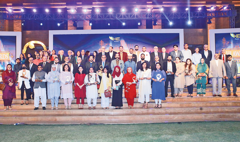 The Winners of the awards are standing along with Minister of State & Chairman BOI – Mr. Muhammad Azfar Ahsan, Chairman NEPRA – Tauseef H. Farooqi, and KE’s Leadership team including its CEO Syed Moonis Abdullah Alvi.