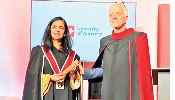 Roshaneh Zafar received an honorary Phd from the University of Antwerp