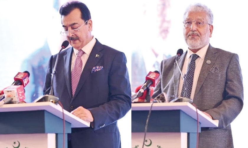 Chairman Senate Mr. Yusuf Raza Gilani (left) and Dr. Mukhtar Ahmed, Chairman of the HEC, present their views at the opening ceremony of APAN58.