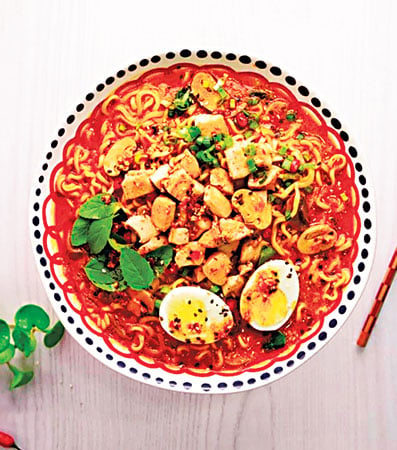 THAI RED CURRY RAMEN SOUP