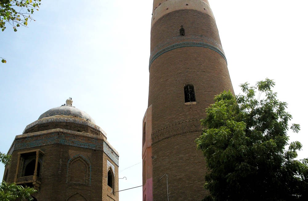 Sweet sun-burnt Sukkur