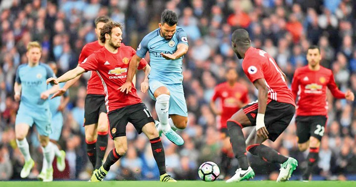 EPL: A title tussle in Manchester?