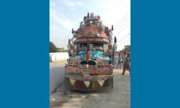 Peshawar’s ‘rocket’ buses becoming history