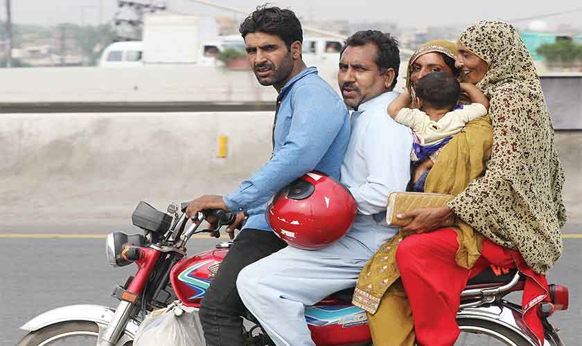 The campaign’s focus has been the major roads in Lahore, including The Mall, Jail Road, Canal Road and the Main Boulevard, Gulberg.