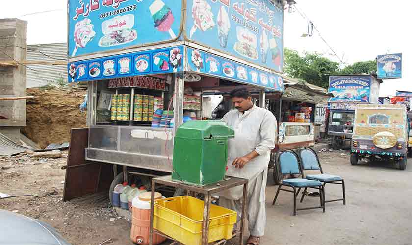 Afzal Khan, golaganda-seller