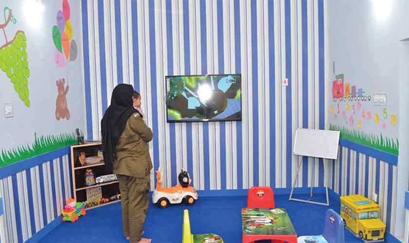 Daycare centres for policewomen