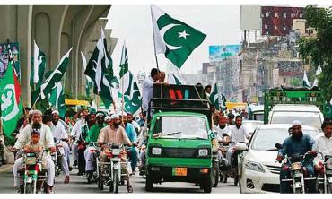 Traffic jams and  patriotism