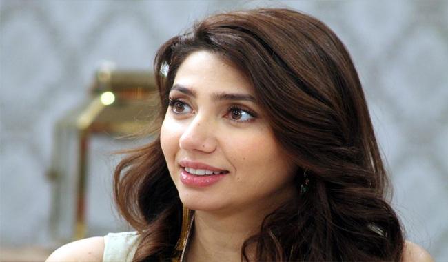 Mahira Khan lashes out at Gulalai’s critic