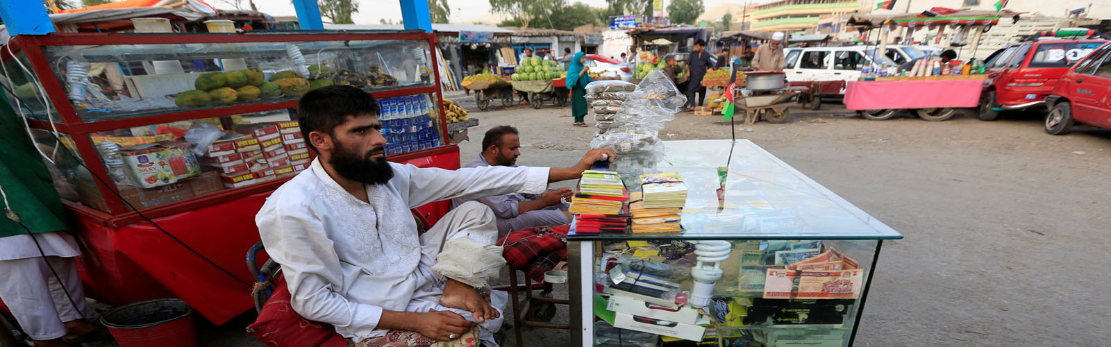 Disabled in war, Afghan soldiers seek a living on the streets