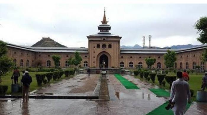 Friday prayers held at Indian-occupied Kashmir's grand mosque after four  months