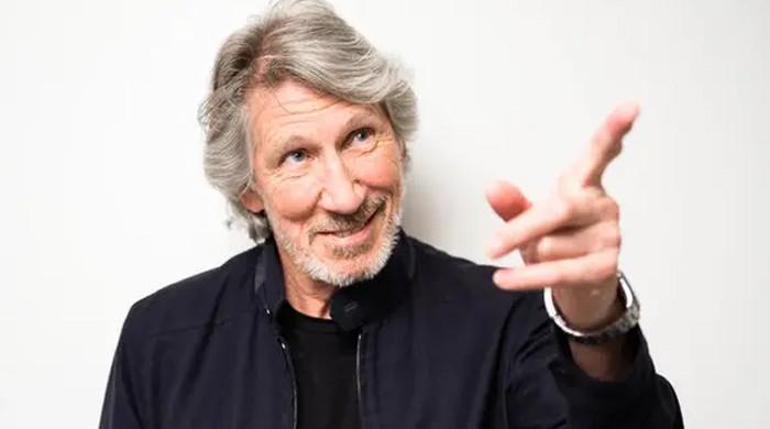 PM Imran shares video of Pink Floyd’s Roger Waters slamming 'fascist ...