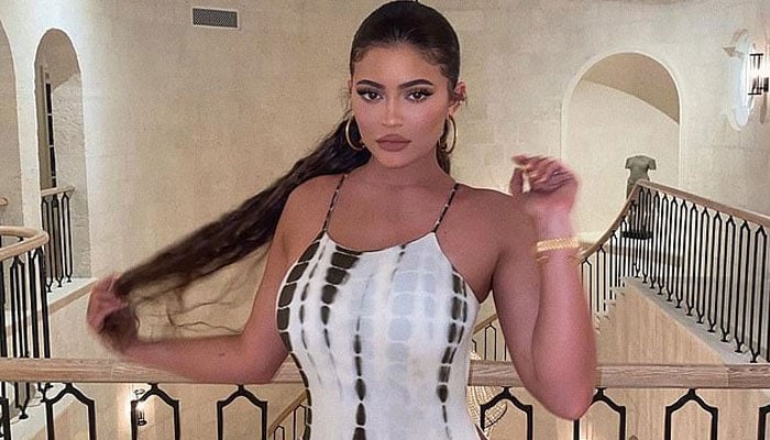 Kylie Jenner flaunts curves in skin-tight bodysuit before getting