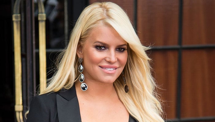 Jessica Simpson touches on her daily dyslexia struggles with reading aloud
