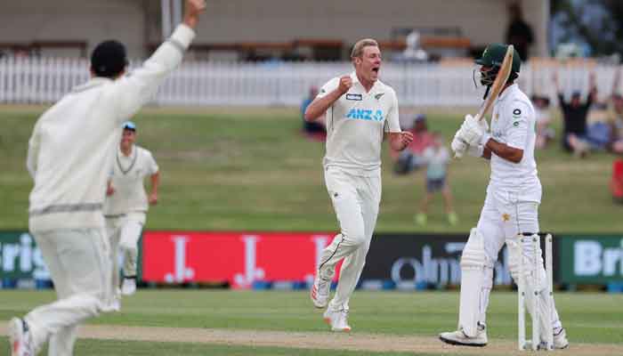 Pak V Nz Pakistan Struggle Against New Zealand At Close Of Play On First Test