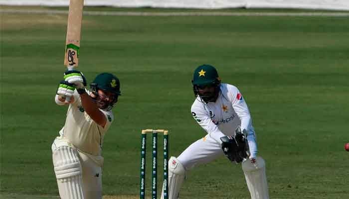 Pak vs SA: Dean Elger taken for x-ray after hit by rising Afridi delivery