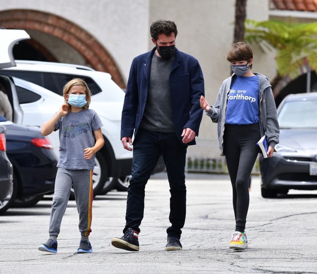 After Jennifer Lopez getaway Ben Affleck spends time with kids