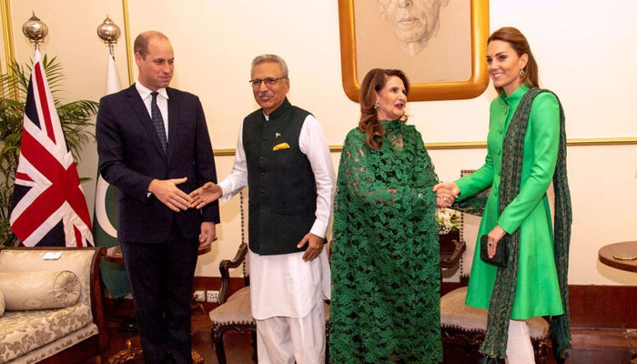 Prince William and Kate Middleton with President Arif Alvi and first lady Samina Alvi