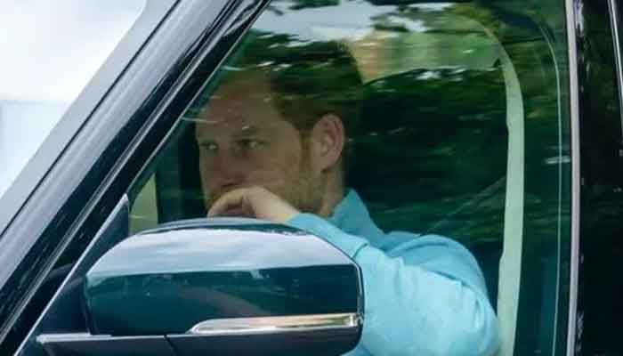 Prince Harry photographed in London ahead of his reunion with William