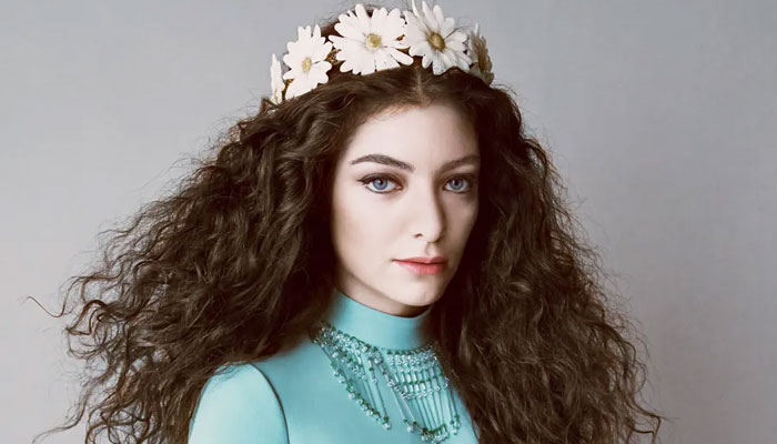 Lorde releases surprise new EP version of ‘Solar Power’