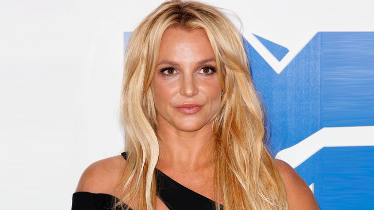 Britney Spears delights #FreeBritney fans with her sweet gesture after winning legal battle