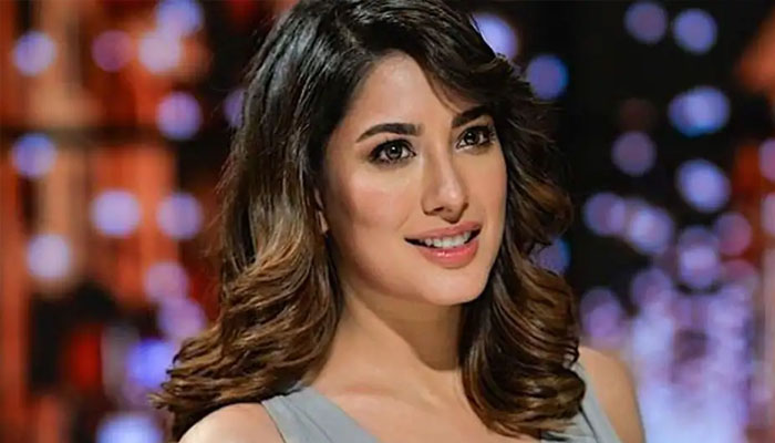 Mehwish Hayat discusses the need to be challenged as an actress