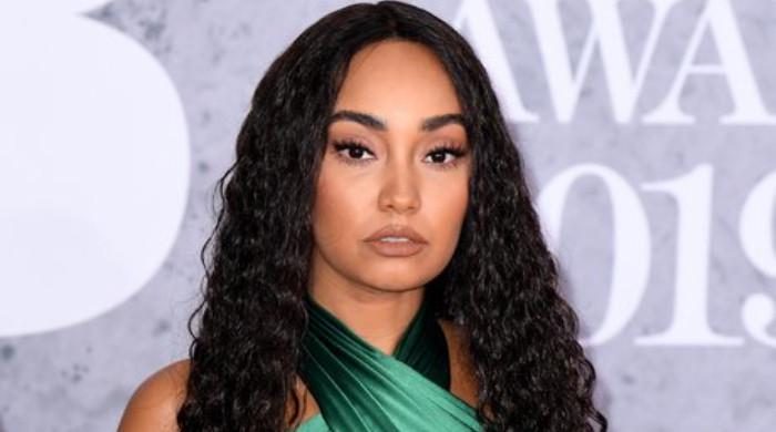 Little Mix S Leigh Anne Pinnock Poses With Her Twins In New Picture