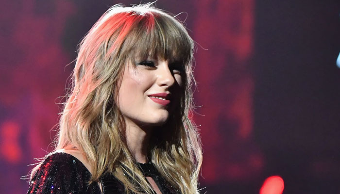 Taylor Swift renders emotional 10-minute performance of ‘All Too Well’